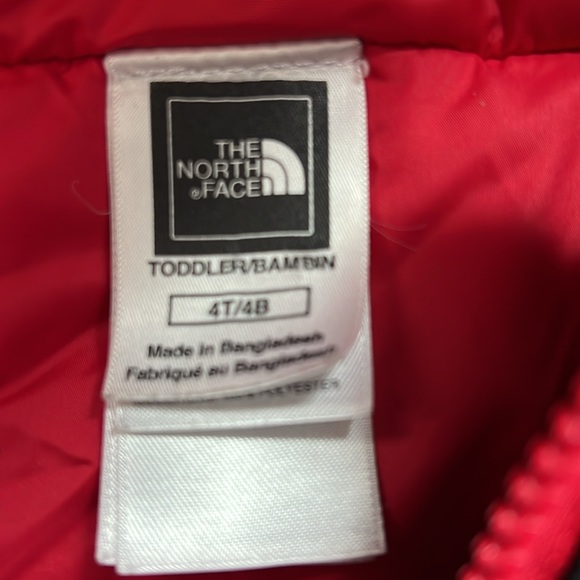 COPY - The north face hyvent zip up jacket. Insulated. - Picture 4 of 5